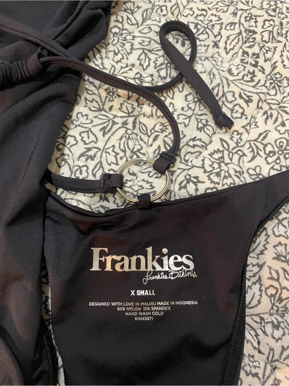 Frankies Bikinis black one
